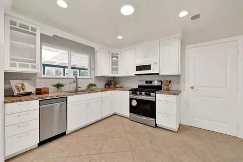 Kitchen - 14382 Poway Rd, Poway, CA 92064 photo 1 of 3
