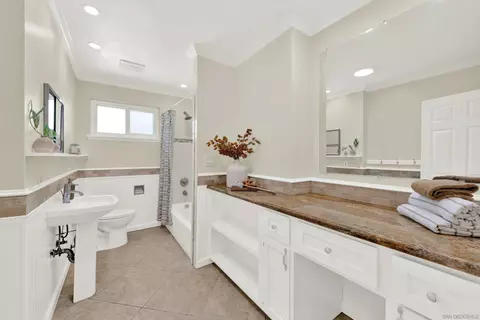 Bath - 14382 Poway Rd, Poway, CA 92064 photo 3 of 7