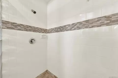 Bath - 14382 Poway Rd, Poway, CA 92064 photo 2 of 7