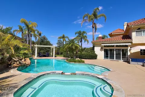 Exterior - 18151 Old Coach Rd, Poway, CA 92064 photo 10 of 15