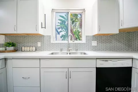 Kitchen - 2821 Macdonald, Oceanside, CA 92054 photo 5 of 7