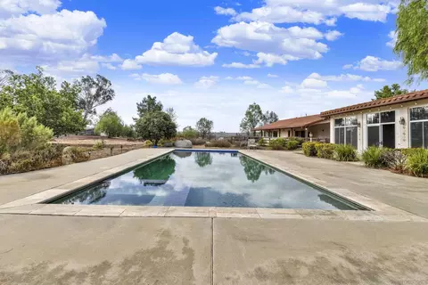 Exterior - 20119 Para Siempre Vis, Ramona, CA 92065 photo 9 of 15