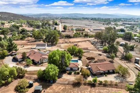 View/Area - 20119 Para Siempre Vis, Ramona, CA 92065 photo 2 of 4