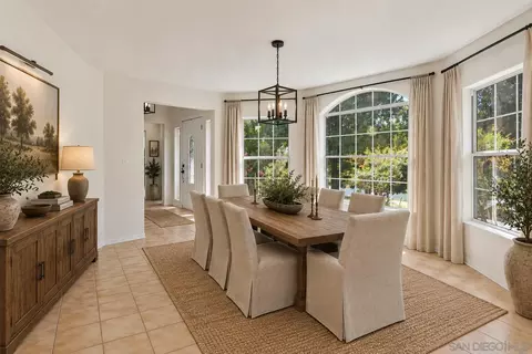 Dining - 1474 Via Encinos, Fallbrook, CA 92028 photo 1 of 3