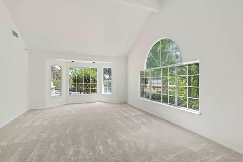 Living - 1474 Via Encinos, Fallbrook, CA 92028 photo 1 of 5