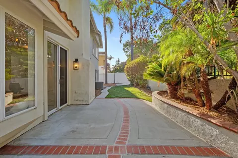 Exterior - 4560 Avenida Privado, Oceanside, CA 92057 photo 8 of 18