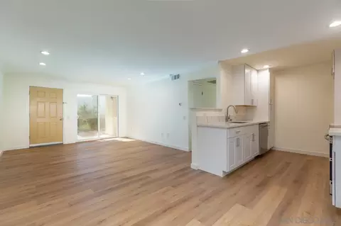 Living - 174 Chambers St #1, El Cajon, CA 92020 photo 2 of 4