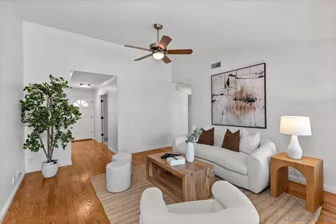Living - 730 Doris, Encinitas, CA 92024 photo 4 of 4