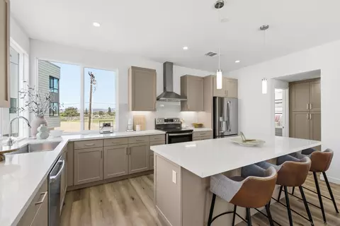 3309 Ruffin Rd #16, San Diego, CA 92123