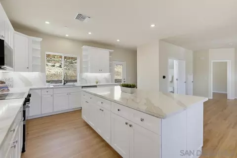 Kitchen - 1302 La Presa Ave, Spring Valley, CA 91977 photo 5 of 6