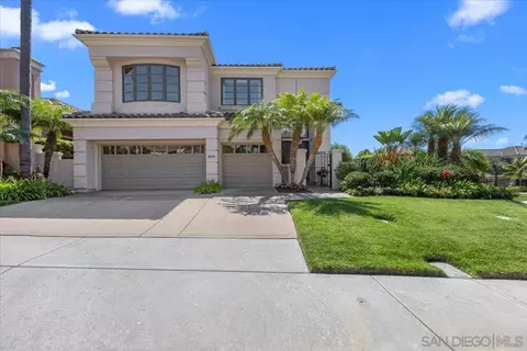 Exterior - 1601 Starling Ct, Carlsbad, CA 92011 photo 2 of 10
