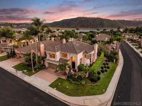 View/Area - 1601 Starling Ct, Carlsbad, CA 92011 photo 4 of 6