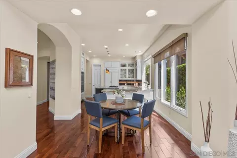 Dining - 1601 Starling Ct, Carlsbad, CA 92011 photo 3 of 5