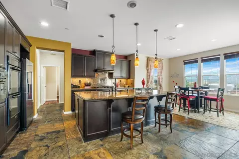 Kitchen - 2713 Vistamonte, Escondido, CA 92027 photo 3 of 5