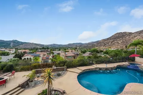 Exterior - 2713 Vistamonte, Escondido, CA 92027 photo 16 of 18