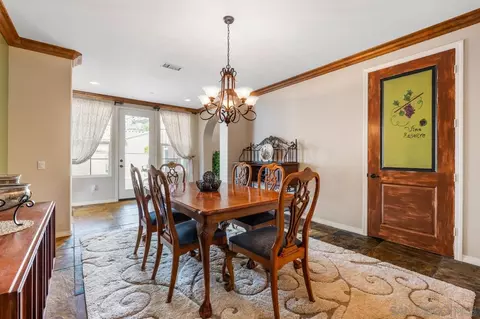 Dining - 2713 Vistamonte, Escondido, CA 92027 photo 2 of 3