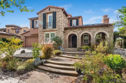 Exterior - 2713 Vistamonte, Escondido, CA 92027 photo 4 of 18
