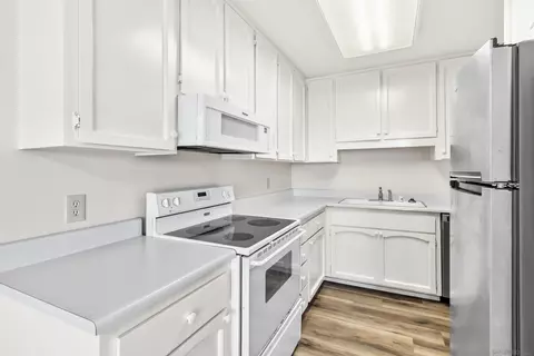 Kitchen - 1850 Forestdale, Encinitas, CA 92024 photo 1 of 2