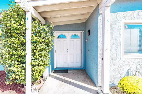 Entry Way - 587 Augusta Dr, San Marcos, CA 92069 photo 1 of 1