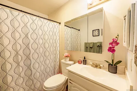Bath - 587 Augusta Dr, San Marcos, CA 92069 photo 1 of 2