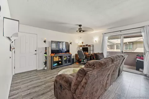 Living - 514 Calle Montecito #78, Oceanside, CA 92057 photo 1 of 1