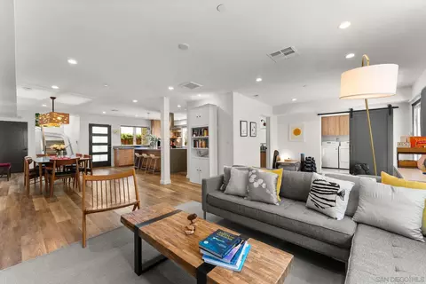 Living - 154 Phoebe St, Encinitas, CA 92024 photo 1 of 3