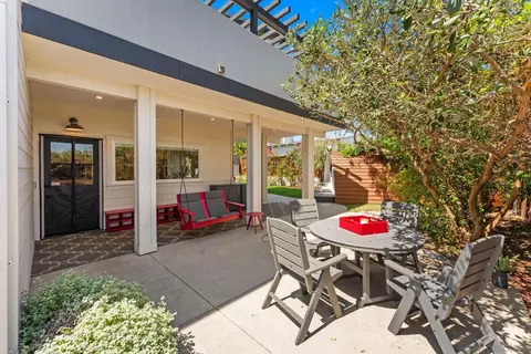 Exterior - 154 Phoebe St, Encinitas, CA 92024 photo 8 of 18