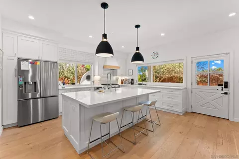 Kitchen - 154 Phoebe St, Encinitas, CA 92024 photo 4 of 6