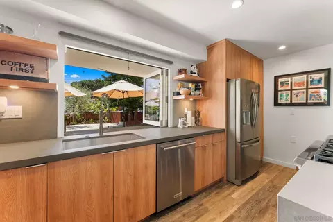 Kitchen - 154 Phoebe St, Encinitas, CA 92024 photo 2 of 6