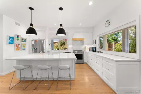 Kitchen - 154 Phoebe St, Encinitas, CA 92024 photo 5 of 6