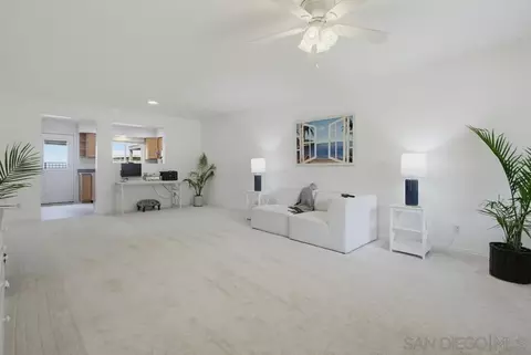 Living - 4434 Kittiwake, Oceanside, CA 92057 photo 4 of 5