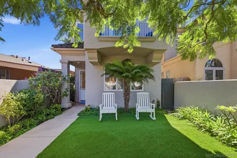 Exterior - 211 I Ave, Coronado, CA 92118 photo 2 of 8