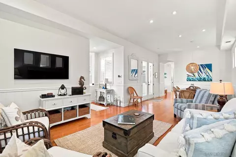 Living - 211 I Ave, Coronado, CA 92118 photo 1 of 2