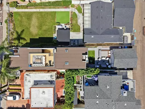 View/Area - 7429 Draper Ave, La Jolla, CA 92037 photo 4 of 6