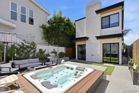 Exterior - 7429 Draper Ave, La Jolla, CA 92037 photo 6 of 14