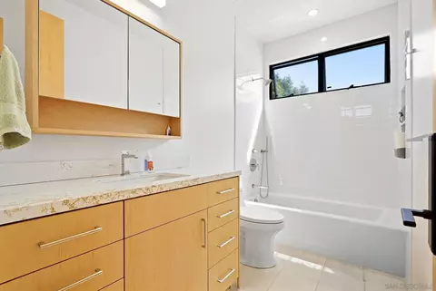 Bath - 7429 Draper Ave, La Jolla, CA 92037 photo 7 of 7