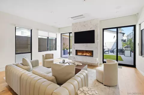 Living - 7429 Draper Ave, La Jolla, CA 92037 photo 5 of 7