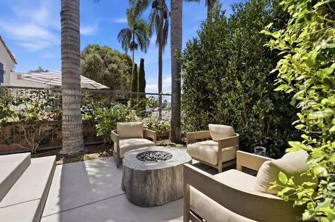 Exterior - 7429 Draper Ave, La Jolla, CA 92037 photo 12 of 14