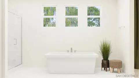 Bath - 12605 Oak Knoll Rd, Poway, CA 92064 photo 4 of 4