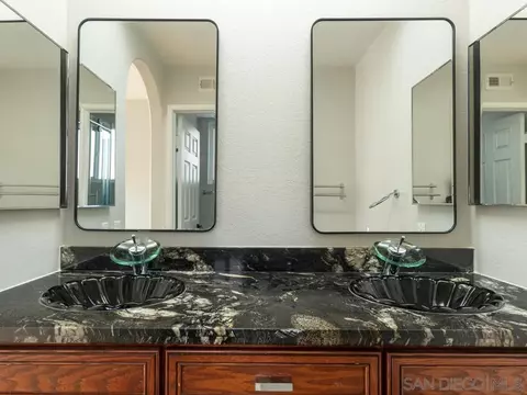 Bath - 3517 Cameo #87, Oceanside, CA 92056 photo 3 of 4