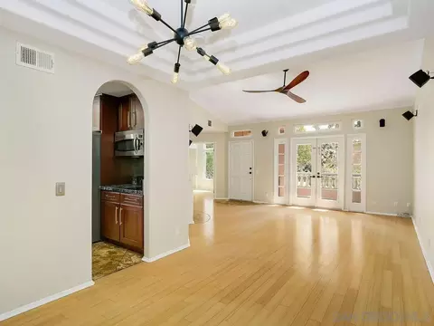 Living - 3517 Cameo #87, Oceanside, CA 92056 photo 6 of 7