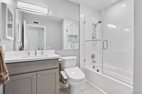 Bath - 335 Santa Barbara St, Placentia, CA 92870 photo 1 of 2