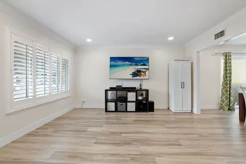 Living - 335 Santa Barbara St, Placentia, CA 92870 photo 2 of 5