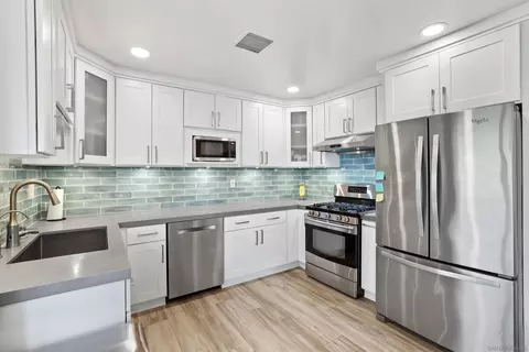 Kitchen - 335 Santa Barbara St, Placentia, CA 92870 photo 1 of 2