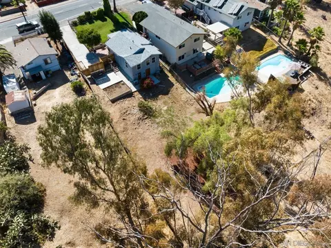 View/Area - 5079 Guava, La Mesa, CA 91942 photo 2 of 5