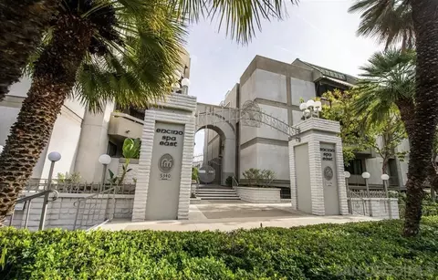 5340 Yarmouth Ave #205, Encino, CA 91316