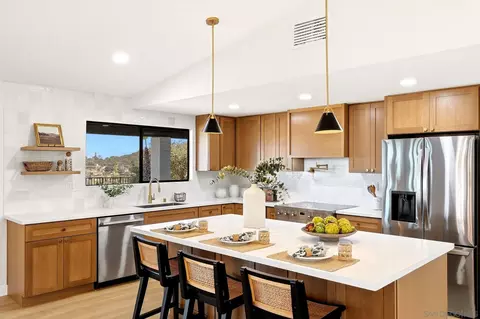 Kitchen - 16747 Highway 67, Ramona, CA 92065 photo 8 of 8