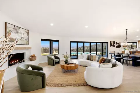 Living - 16747 Highway 67, Ramona, CA 92065 photo 3 of 4