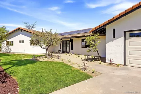 Exterior - 16747 Highway 67, Ramona, CA 92065 photo 5 of 10