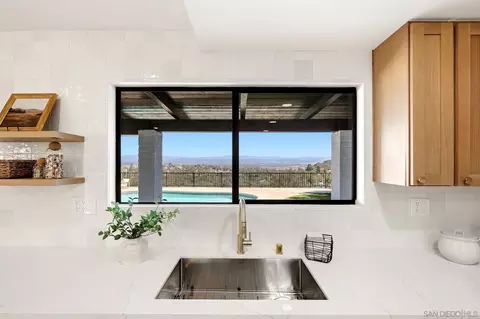 Kitchen - 16747 Highway 67, Ramona, CA 92065 photo 5 of 8
